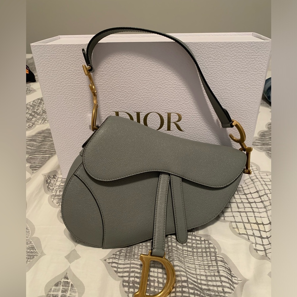 New, Dior Saddle Bag in pebbled gray leather + guitar strap